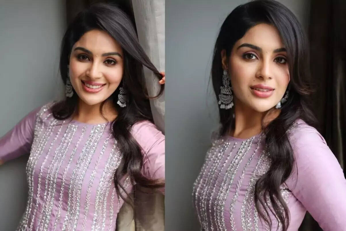 தனுஷ் பட நடிகையை புகழ்ந்து தள்ளிய தயாரிப்பாளர்!!