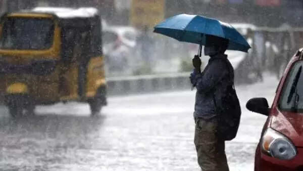 மக்களே உஷார்..!! இன்று முதல் 5 நாட்களுக்கு பலத்த மழைக்கு வாய்ப்பு..!!