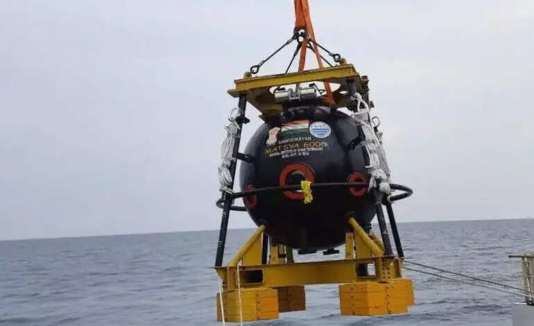 ஆழ்கடலுக்குள் மனிதனை அனுப்பும் திட்டம்...எப்போது நிறைவு?