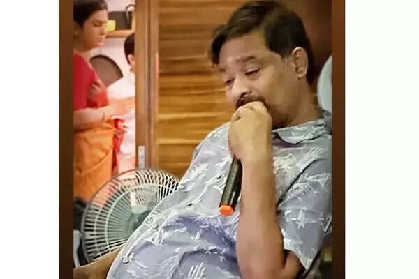 விஜய் டிவி பிரபலம் திடீர் மரணம்!!