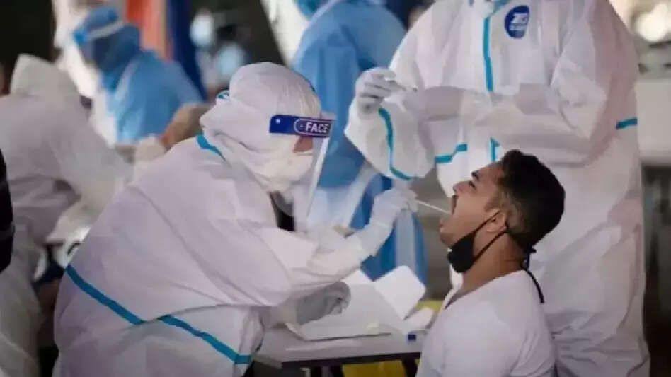 மக்களே உஷார்..!! மீண்டும் அதிகரித்து வரும் கொரோனா... இன்று அவசர ஆலோசனை!!