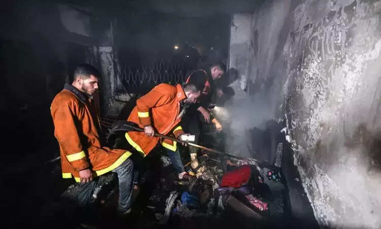 அடுக்குமாடி குடியிருப்பில் தீவிபத்து; 7 குழந்தைகள் உள்பட 21 பேர் உடல் கருகி பலி!