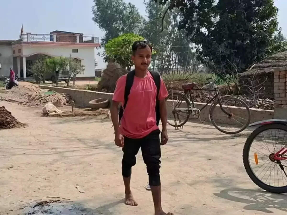 மருத்துவர்கள் உயிரிழந்ததாக கூறிய மகன் 15 வருடங்களுக்கு பிறகு உயிருடன் வந்ததால் குடும்பத்தினர் அதிர்ச்சி..!!