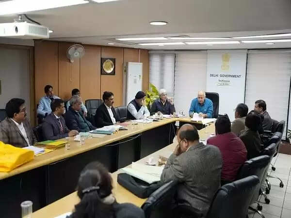 கொரோனா களப் பணியில் உயிரிழந்தோர் குடும்பத்தினருக்கு தலா ரூ. 1 கோடி..!