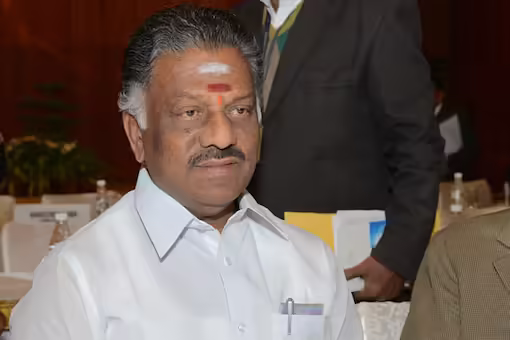 “இரண்டாவது தர்மயுத்தம் தொடங்கியுள்ளது” – ஓபிஎஸ் அதிரடி!!