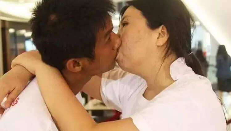 தாய்லாந்தில் தம்பதி 58 மணி நேரம் முத்தம் கொடுத்து உலக சாதனை..!!