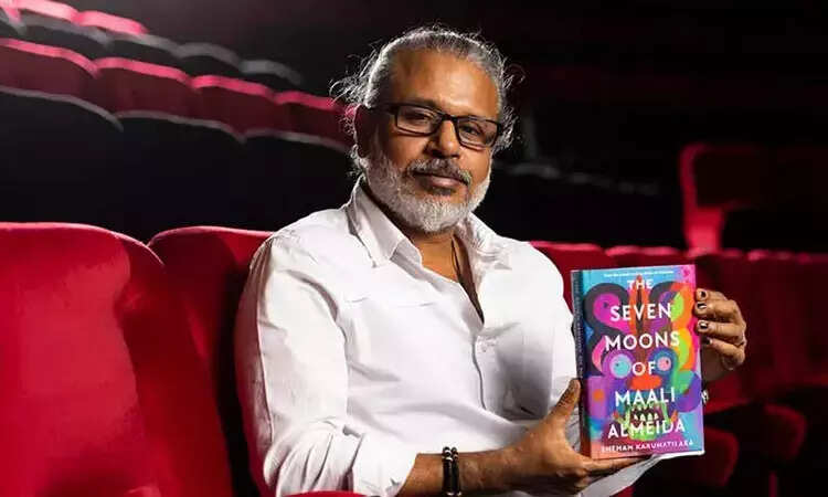 இந்த ஆண்டிற்கான புக்கர் பரிசு இலங்கை எழுத்தாளர் வென்றார்..!!