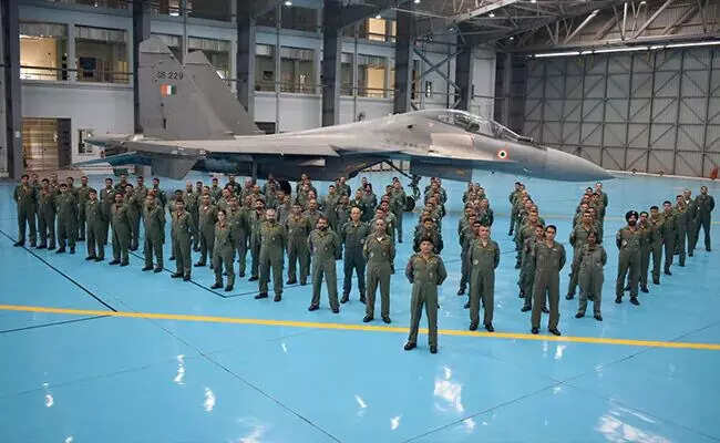 முதல் முறையாக இந்தியா - ஜப்பான் கூட்டு விமான பயிற்சி