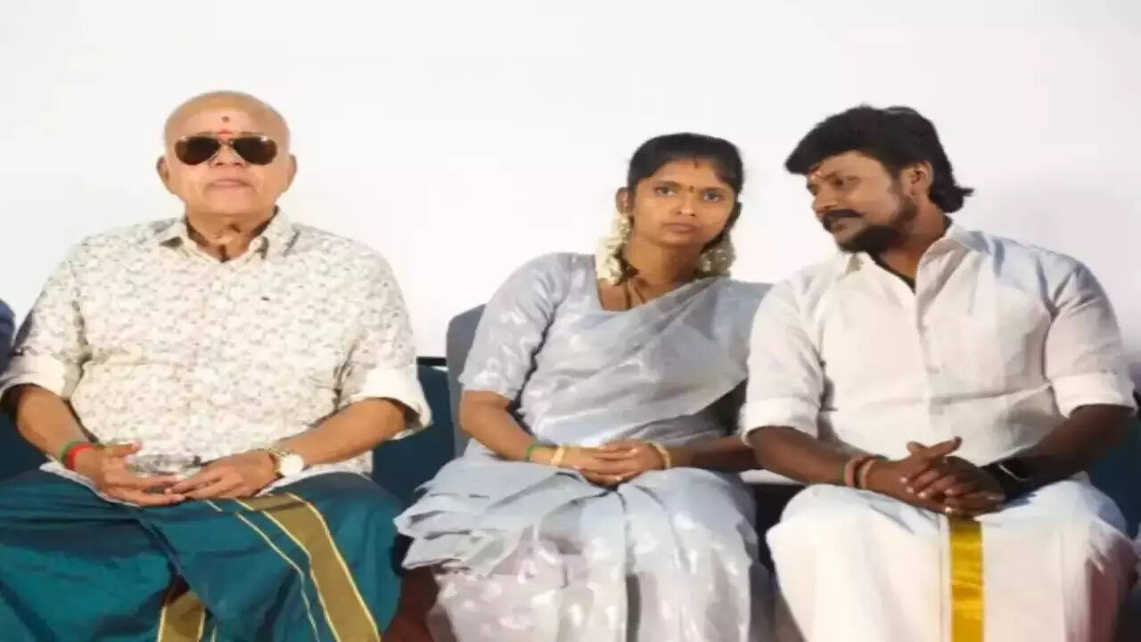 மீண்டும் சர்ச்சையில் சிக்கியுள்ல நடிகர் ராதாரவி!!