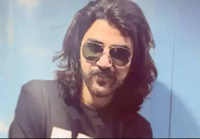 விபத்தில் சிக்கி உயிரிழந்த சோஷியல் மீடியா பிரபலம்!!