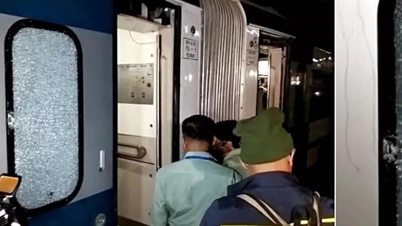 பிரதமர் தொடங்கி வைக்க இருந்த வந்தே பாரத் ரயில் மீது கல்வீச்சு!!