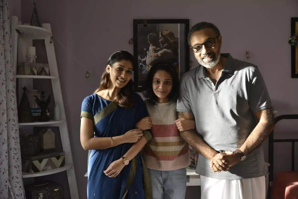 நயன்தாராவின் படத்தை இணையத்தில் வெளியிட தடை!!