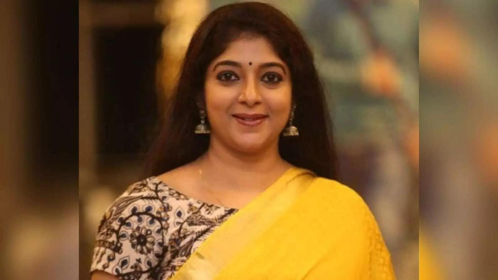 தமிழ் சினிமாவுக்கு ரீ-என்ட்ரி கொடுக்கும் பிரபல நடிகை!!