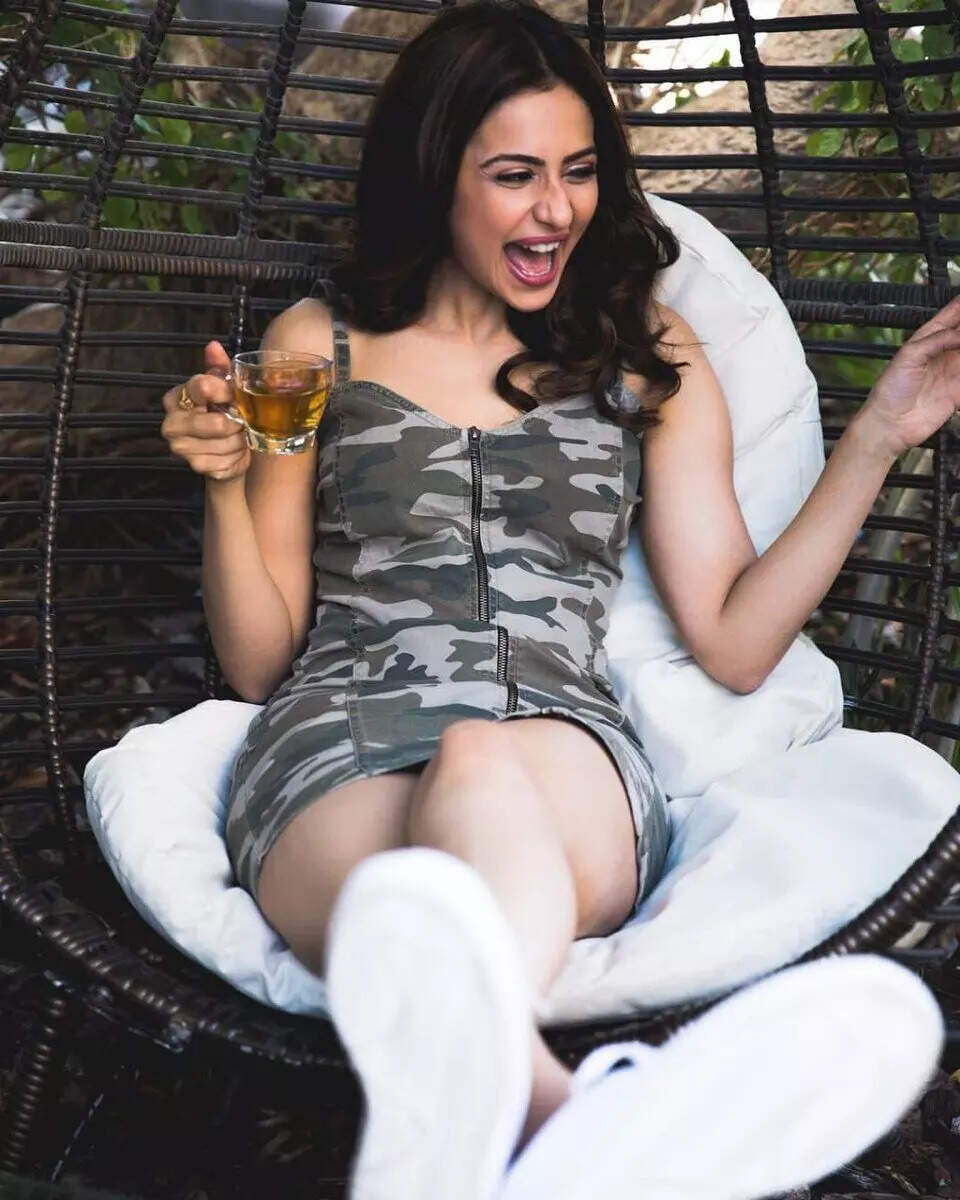 பண மோசடி வழக்கு -நடிகை ரகுல் பிரீத்சிங்கிற்கு சம்மன்!