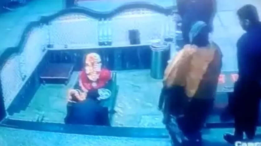 தியானம் செய்து கொண்டிருந்த போதே உயிரிழந்த இளைஞர்!!