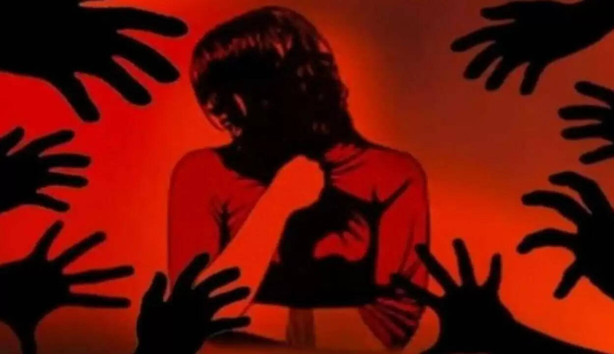 ஆண் நண்பருடன் சென்ற இளம்பெண் கடத்தல்: 10 பேர் கும்பல் மாறி மாறி பலாத்காரம்..!