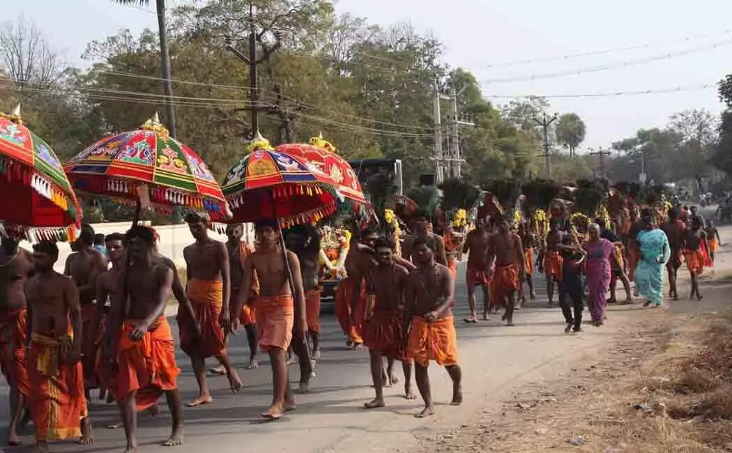 தைப்பூச திருவிழா… முருகன் கோவில்களில் குவிந்த பக்தர்கள்!!
