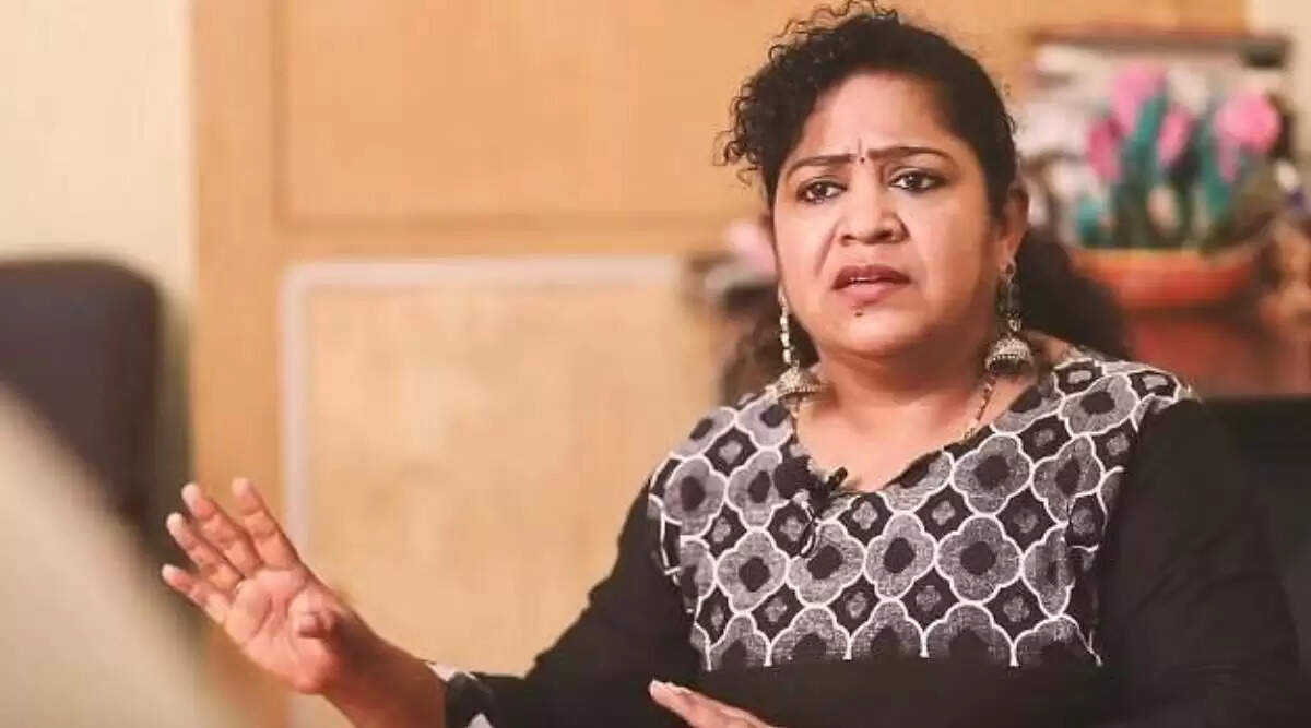 அய்யப்பன் குறித்து அவதூறு.. சுந்தரவள்ளிக்கு அபராதம்..!