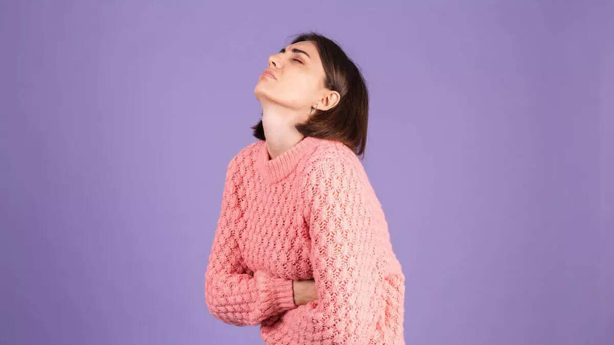 இனி பெண்களுக்கு மாதவிடாய் நாட்களில் வீட்டிலிருந்தே வேலை பார்க்க அரசுக்கு பரிந்துரை..!!