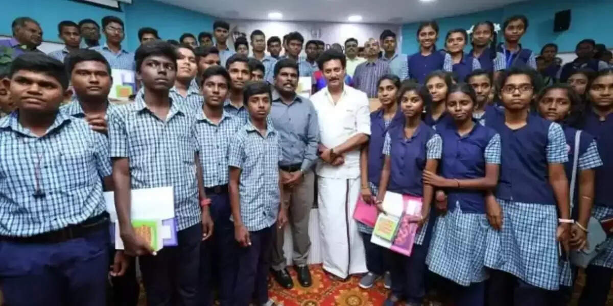 6 முதல் 9-ம் வகுப்பு மாணவர்களா நீங்கள் ? வெளிநாடு கல்வி சுற்றுலா போக அறிய வாய்ப்பு..!!