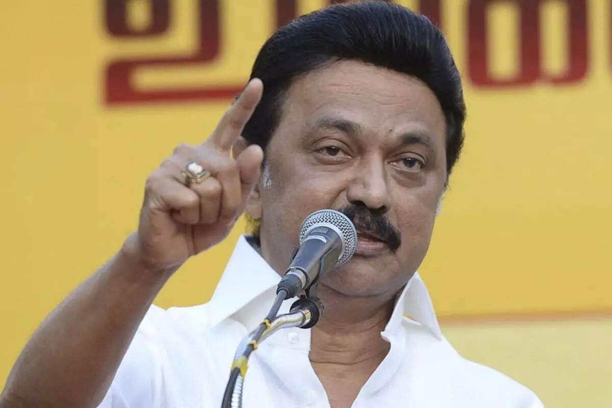 “திமுக ஆட்சியை அப்புறப்படுத்த சதி!!”