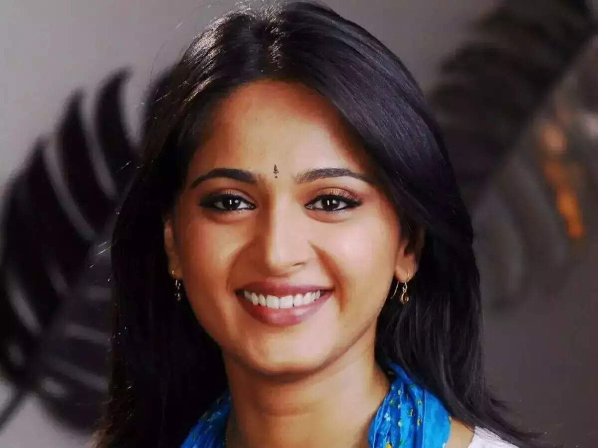 “எனக்கு அரிய வகை நோய் உள்ளது” : ஷாக் கொடுத்த தேவசேனா!!