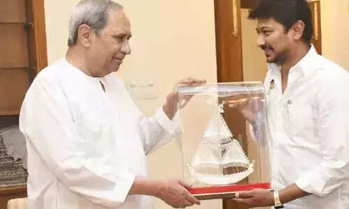 ஒடிசா முதலமைச்சரை சந்தித்த உதயநிதி ஸ்டாலின்!!...