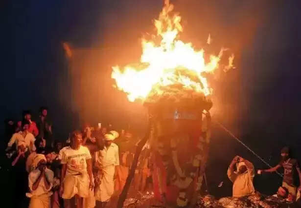 இன்னும் சில மணி நேரத்தில்... தி.மலை அண்ணாமலையார் கோயிலில் தீபம் காண ஆன்லைனில் டிக்கெட் வெளியீடு..!!