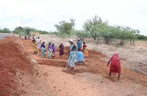 100 நாள் வேலை திட்டம் – புகார் எண் அறிவிப்பு!!