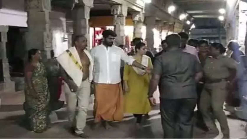பகவதியம்மன் கோயிலில் நயன்தாரா பரிகார பூஜை! காதலனுடன் வலம் வந்தார்!