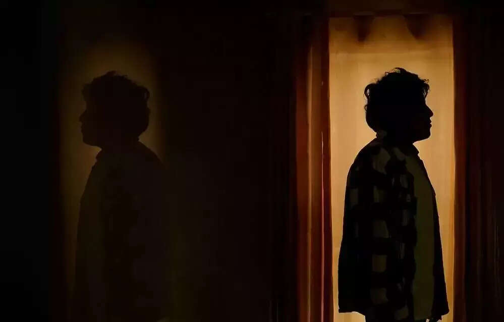 சாவிலும் இணைபிரியா இரட்டை சகோதரர்கள்!!