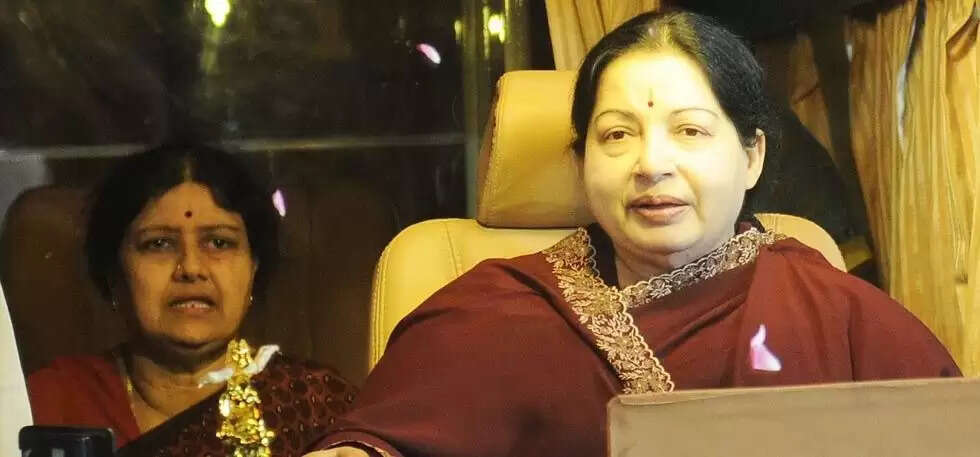 ஜெயலலிதா - சசிகலா உறவு.. ஆறுமுகசாமி ஆணைய அறிக்கையில் பரபரப்பு தகவல்..!