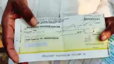 எந்த ஒரு விவசாயிக்கு இப்படி நடக்க கூடாது..!! 512 கிலோ வெங்காயம் வெறும் 2 ரூபாய்க்கு விற்பனை..!!