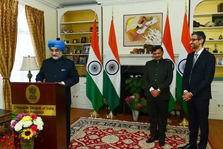 இந்தியாவின் மிக உயரிய விருதை பெற்ற சுந்தர் பிச்சை..!!