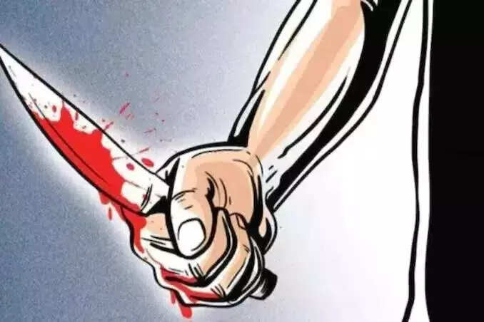 காதலித்து திருமணம் செய்ய மறுத்த இளம்பெண்ணை நடுரோட்டில் கொடூரமாக கொலை செய்த காதலன்!!