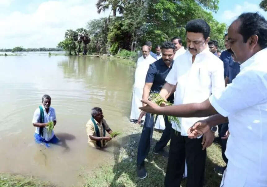 பயிர் காப்பீடு செய்ய அவகாசம் வழங்க வேண்டும் : முதலமைச்சர்!!