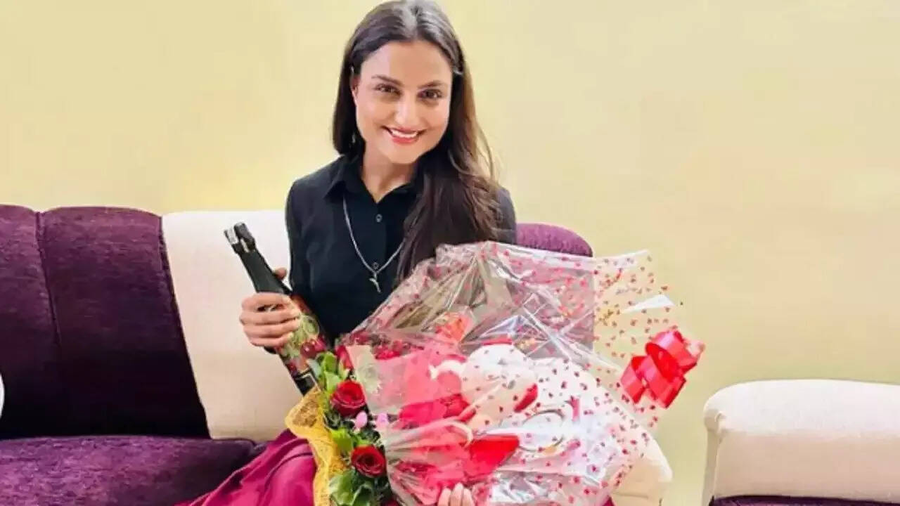 ‘லிவ் இன்’ உறவில் இருந்த விமான பணிப்பெண் திடீர் உயிரிழப்பு!!