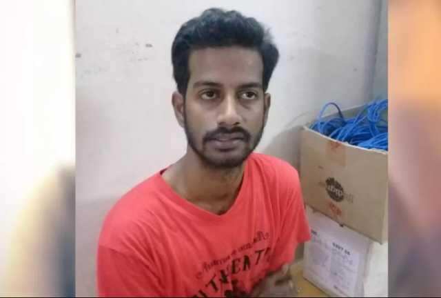 சென்னையில் பைக்கில் சென்று பெண்களின் பின்புறம் தட்டி விளையாடும் இளைஞர்.. வந்தது சிக்கல்.. சென்னையில் பைக்கில் சென்று பெண்களின் பின்புறம் தட்டி விளையாடும் இளைஞர்.. வந்தது சிக்கல்..