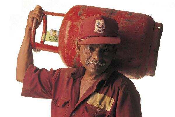 கேஸ் சிலிண்டர்க்கு 50 லட்சம் காப்பீடு இருக்குன்னு உங்களுக்கு தெரியுமா!?