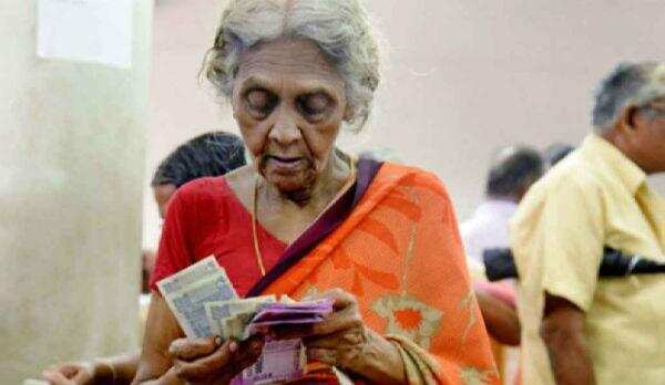 முதியோர்களுக்கு மாதம் 1000 ரூபாய்! மத்திய அரசு அதிரடி!!