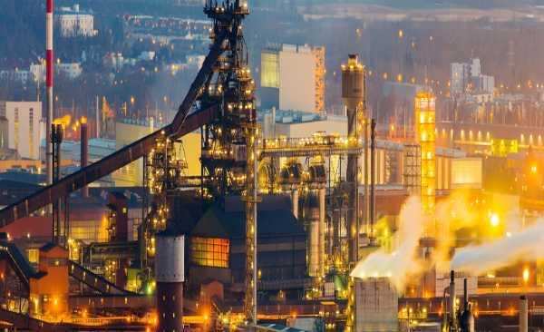 சென்னை பெட்ரோலியம் கார்ப்பரேஷன் நிறுவனத்தில் தீ விபத்து! மக்கள் பீதி! சென்னை பெட்ரோலியம் கார்ப்பரேஷன் நிறுவனத்தில் தீ விபத்து! மக்கள் பீதி!