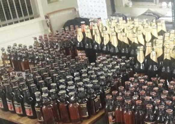 தைப்பூச கொண்டாட்டம்! 1,006 மதுபாட்டில்கள் பறிமுதல்!