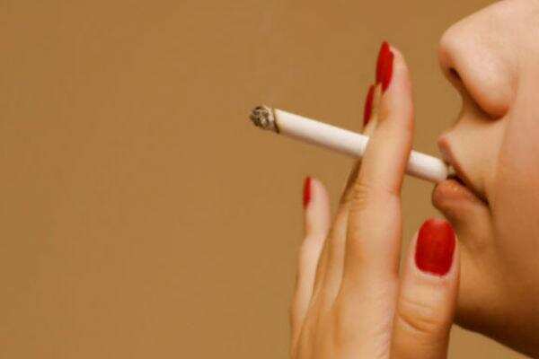 புகைப்பிடிக்கும் பழக்கத்திலிருந்து வெளிவரவேண்டுமா? இவற்றை பின்பற்றுங்கள்: வெற்றி பெறுவீர்கள்