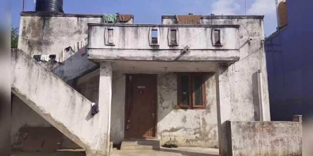 வேலைக்கு சென்ற தோழி - தனியாக இருந்த இளம்பெண் கொலை.. காதலனுக்கு வலைவீச்சு? 