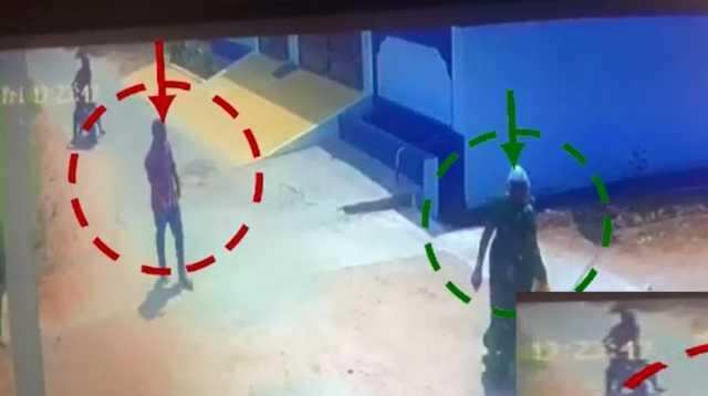 பட்டப்பகலில்  தங்கச்சங்கிலி பறிப்பு.. பரபரப்பான சிசிடிவி காட்சி..!!