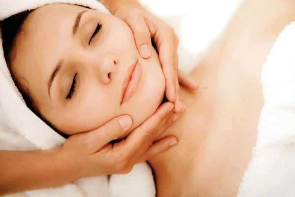 அழகான முகத்துக்கு சோப்பு வேணாம் பாட்டி சொன்ன இந்த பவுடர் போடுங்க.. அழகான முகத்துக்கு சோப்பு வேணாம் பாட்டி சொன்ன இந்த பவுடர் போடுங்க..