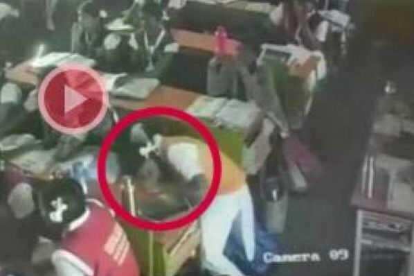 வகுப்பறையிலேயே மயங்கி உயிரிழந்த மாணவி! பதற வைத்த சிசிடிவி வீடியோ! வேலூரில் பரபரப்பு!