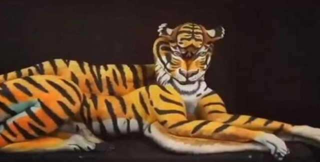 புலியாக மாறிய நான்கு பெண்கள் - இணையத்தை கலக்கும் வீடியோ