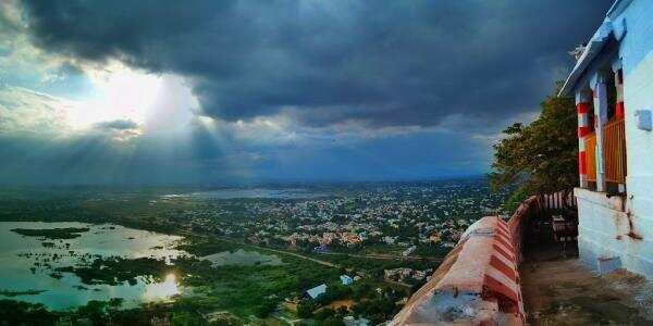 கோயிலை கழிப்பிடமாக மாற்றிய திமுக பிரமுகர்!! வாடகை பாக்கி ரூ.22 லட்சமாம்!!