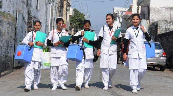 மறந்துடாதீங்க!! தமிழகம் முழுவதும் இன்று போலியோ சொட்டு மருந்து முகாம்!!